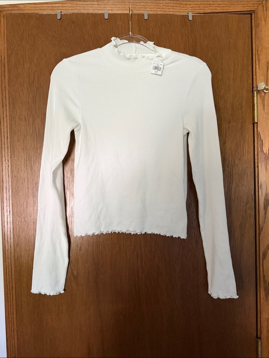 American Eagle Outfitters Tops - American Eagle Outfitters White Ribbed Long-Sleeve Mock Neck Top